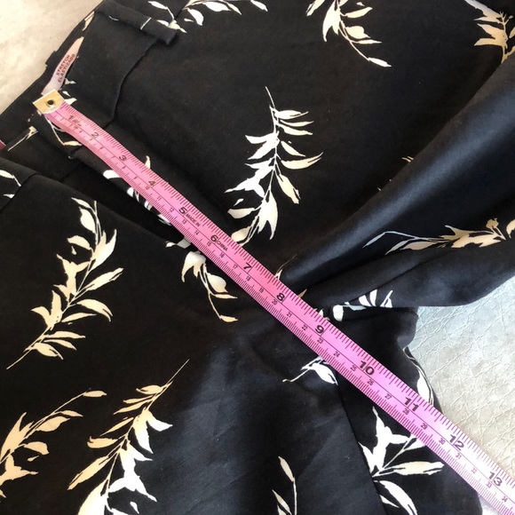 Merona Woman’s Classic Ankle Black White Leaf Print Slim Fit Pants Size 2 - Picture 7 of 15